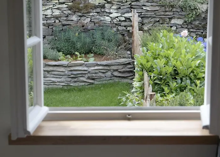 House Burgblick2 With Garden - Vosproperties Semesterbostad *